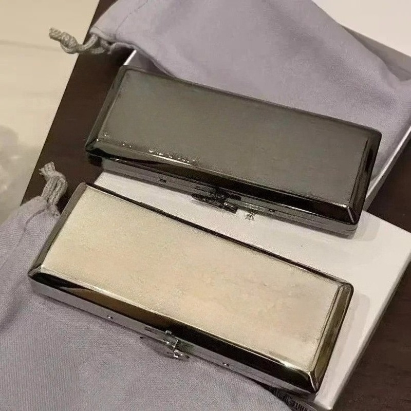 Men'S Accessories High End - Taşınabilir Lüks Alaşımlı Metal Sigara Kutusu